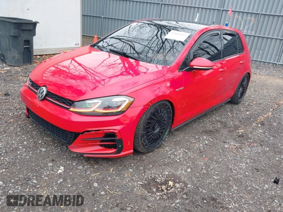2018 Volkswagen GTI S z VIN 3VW547AU3JM262787, wystawiony jako IAAI lot #42042452 z przebiegiem 98 716 mil mil oraz . Historia ofert i sprzedaży dostępna na DreamBid. Obrazek 17.