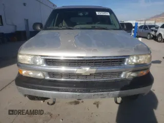 2006 Chevrolet Suburban Z71 with VIN 3GNFK16Z56G106892, listed as a Copart auction lot 83255824 with 226,609 mi miles and Clean Title. Bid and sale history available at carsss.com. Image 5.