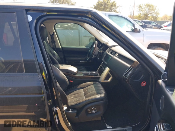 2016 Land Rover Range Rover Autobiography with VIN SALGV2EF5GA303264, listed as a IAAI auction lot 41133721 with 129,041 mi miles and . Bid and sale history available at DreamBid. Image 5.