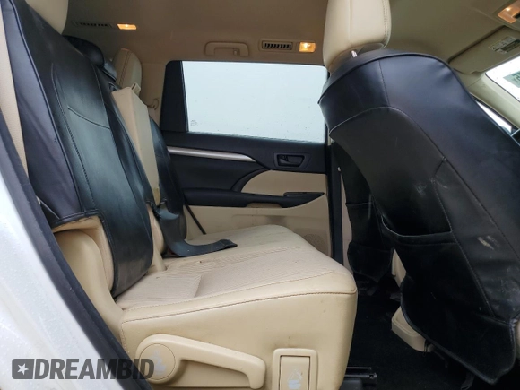 2017 Toyota Highlander LE with VIN 5TDBZRFH8HS371531, listed as a Copart auction lot 59560275 with 87,200 mi miles and Salvage title. Bid and sale history available at DreamBid. Image 11.