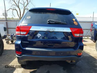 2013 Jeep Grand Cherokee Laredo with VIN 1C4RJEAG9DC621061, listed as a IAAI auction lot 41846537 with 107,264 mi miles. Bid and sale history available at carsss.com. Image 17.