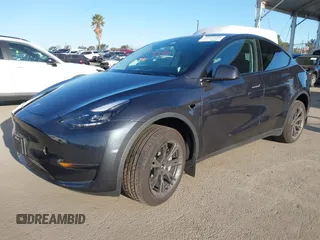2024 Tesla Model Y with VIN 7SAYGDED5RF103983, listed as a IAAI auction lot 41933836 with 11,398 mi miles and . Bid and sale history available at DreamBid. Image 17.