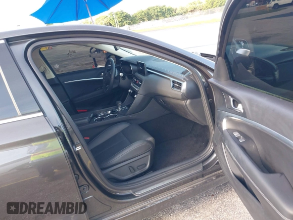 2025 Genesis G70 2.5T with VIN KMTG34SC7SU156246, listed as a IAAI auction lot 42788575 with 7,842 mi miles and . Bid and sale history available at DreamBid. Image 5.