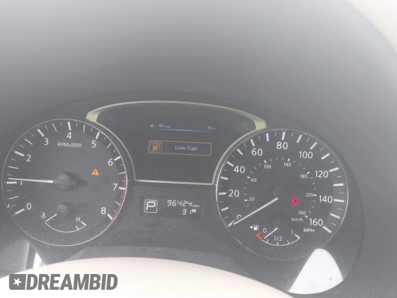 2014 Nissan Altima SV with VIN 1N4AL3AP6EC403677, listed as a IAAI auction lot 42034449 with 96,424 mi miles and . Bid and sale history available at DreamBid. Image 7.