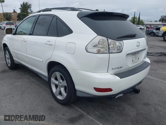 2006 Lexus RX 330 with VIN 2T2GA31U66C047526, listed as a IAAI auction lot 42061569 with 183,976 mi miles. Bid and sale history available at carsss.com. Image 3.