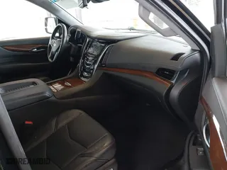 2019 Cadillac Escalade Premium Luxury with VIN 1GYS4CKJ7KR339349, listed as a IAAI auction lot 41706596 with 83,826 mi miles. Bid and sale history available at carsss.com. Image 5.
