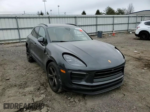 2022 Porsche Macan with VIN WP1AA2A54NLB10898, listed as a Copart auction lot 46875015 with Not Provided miles and Salvage Title. Bid and sale history available at DreamBid. Image 12.