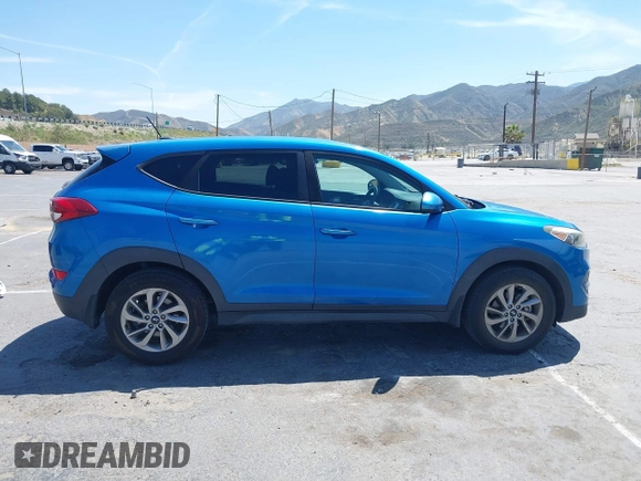 2017 Hyundai Tucson SE with VIN KM8J23A42HU423096, listed as a IAAI auction lot 42066638 with 197,618 mi miles. Bid and sale history available at carsss.com. Image 13.