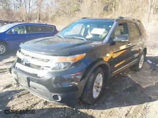 2011 Ford Explorer XLT with VIN 1FMHK8D85BGA29107, listed as a IAAI auction lot 41717214 with 174,566 mi miles. Bid and sale history available at carsss.com. Image 18.