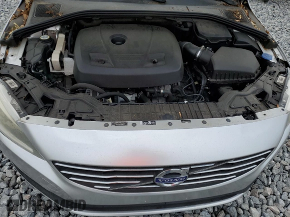 2016 Volvo V60 T5 Drive-E Premier with VIN YV140MEK5G1290897, listed as a Copart auction lot 56421405 with 165,600 mi miles and Clean Title. Bid and sale history available at DreamBid. Image 11.