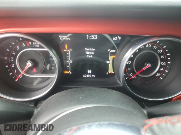 2018 Jeep Wrangler Unlimited Rubicon z VIN 1C4HJXFGXJW258554, wystawiony jako Copart lot #55863905 z przebiegiem 60 492 mil mil oraz Szkoda całkowita • Salvage title. Historia ofert i sprzedaży dostępna na DreamBid. Obrazek 9.