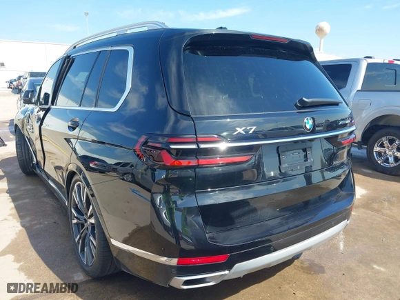 2025 BMW X7 xDrive40i with VIN 5UX23EM01S9X70776, listed as a IAAI auction lot 41653829 with 3,005 mi miles. Bid and sale history available at carsss.com. Image 18.