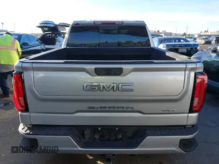 2019 GMC Sierra 1500 SLT z VIN 3GTP8DED8KG224724, wystawiony jako IAAI lot #41389124 z przebiegiem 118 106 mil mil oraz . Historia ofert i sprzedaży dostępna na DreamBid. Obrazek 17.