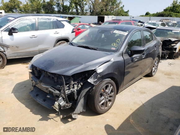 2019 Toyota Yaris Sedan L with VIN 3MYDLBYV0KY501372, listed as a Copart auction lot 67850254 with 86,309 mi miles and Salvage Title. Bid and sale history available at carsss.com. Image 1.