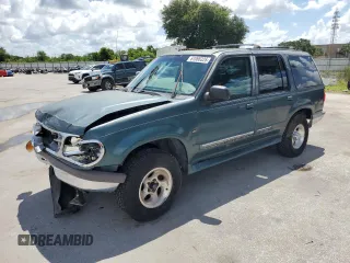 1997 Ford Explorer XLT with VIN 1FMDU32PXVUD09813, listed as a Copart auction lot 61066325 with 222,538 mi miles and Salvage title. Bid and sale history available at DreamBid. Image 1.