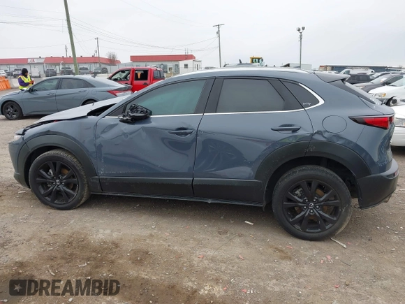 2021 Mazda CX-30 Premium with VIN 3MVDMBDY9MM241042, listed as a IAAI auction lot 41746326 with Not Provided miles and . Bid and sale history available at carsss.com. Image 14.
