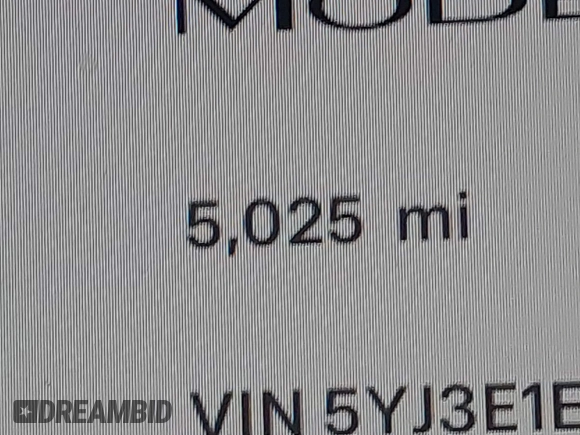 2024 Tesla Model 3 with VIN 5YJ3E1EA6RF731312, listed as a IAAI auction lot 41987407 with 5,025 mi miles and . Bid and sale history available at DreamBid. Image 15.