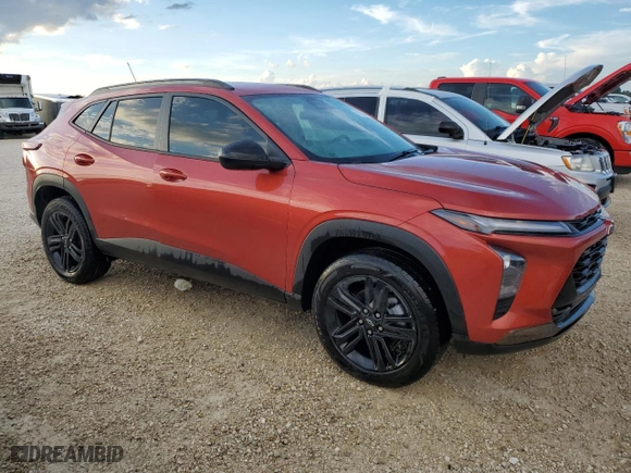 2024 Chevrolet Trax ACTIV with VIN KL77LKE25RC131543, listed as a Copart auction lot 42570895 with 0 mi miles and Non Repairable. Bid and sale history available at carsss.com. Image 4.
