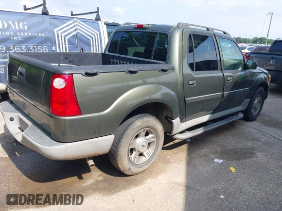 2003 Ford Explorer Sport Trac XLS z VIN 1FMZU67E93UB08190, wystawiony jako IAAI lot #42108621 z przebiegiem 233 972 mil mil oraz . Historia ofert i sprzedaży dostępna na DreamBid. Obrazek 4.