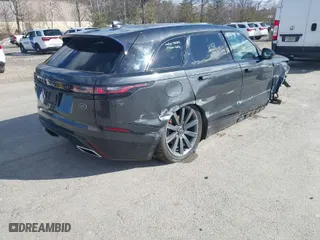 2018 Land Rover Range Rover Velar R-Dynamic HSE with VIN SALYM2RV8JA703707, listed as a IAAI auction lot 41755975 with 40,215 mi miles. Bid and sale history available at carsss.com. Image 4.