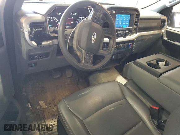 2021 Ford F-150 XL with VIN 1FTMF1EB8MKE16551, listed as a Copart auction lot 54966435 with 41,590 mi miles and Salvage title. Bid and sale history available at DreamBid. Image 8.