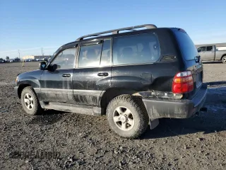1998 Toyota Land Cruiser with VIN JT3HT05J6W0022805, listed as a Copart auction lot 42633545 with 283,067 mi miles and Salvage Title. Bid and sale history available at carsss.com. Image 2.