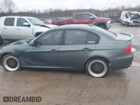 2010 BMW 3 Series 328i with VIN WBAPH7G54ANM50995, listed as a IAAI auction lot 41576910 with Not Provided miles and . Bid and sale history available at carsss.com. Image 14.
