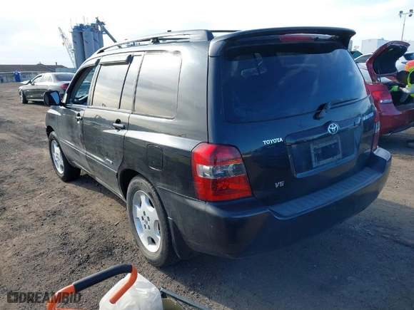 2006 Toyota Highlander w/3rd Row with VIN JTEDP21A260108852, listed as a IAAI auction lot 41847057 with 217,431 mi miles. Bid and sale history available at carsss.com. Image 3.