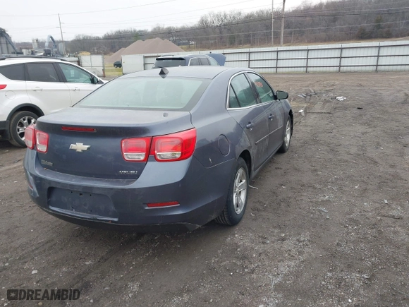 2013 Chevrolet Malibu LS with VIN 1G11B5SA5DF156385, listed as a IAAI auction lot 41131950 with 194,955 mi miles. Bid and sale history available at carsss.com. Image 4.