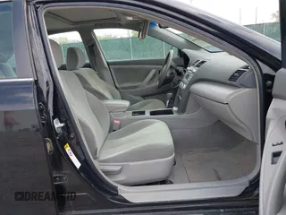2007 Toyota Camry CE with VIN JTNBE46K773100529, listed as a IAAI auction lot 42009938 with 180,573 mi miles. Bid and sale history available at carsss.com. Image 5.