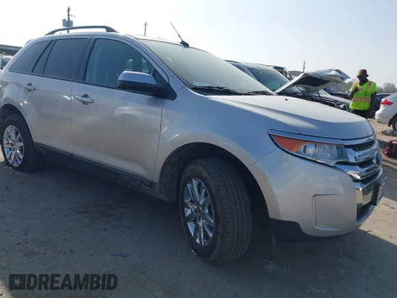 2013 Ford Edge SEL with VIN 2FMDK3JC3DBE33138, listed as a IAAI auction lot 41793707 with 119,115 mi miles. Bid and sale history available at carsss.com. Image 1.