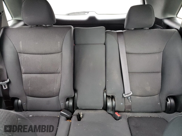 2011 Kia Sorento LX with VIN 5XYKTCA13BG055192, listed as a Copart auction lot 52969655 with 263,011 mi miles and Salvage Title. Bid and sale history available at DreamBid. Image 10.