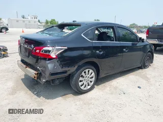 2017 Nissan Sentra SR z VIN 3N1AB7AP2HY310075, wystawiony jako IAAI lot #42414515 z przebiegiem Nie podano mil oraz . Historia ofert i sprzedaży dostępna na DreamBid. Obrazek 4.