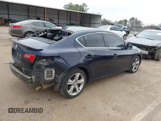 2014 Acura ILX with VIN 19VDE1F37EE013300, listed as a IAAI auction lot 41748115 with 122,732 mi miles. Bid and sale history available at carsss.com. Image 4.