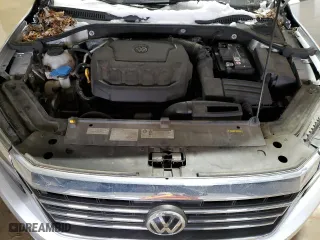 2020 Volkswagen Passat 2.0T SEL with VIN 1VWCA7A34LC015855, listed as a Copart auction lot 44553995 with 32,612 mi miles and Salvage Title. Bid and sale history available at carsss.com. Image 11.