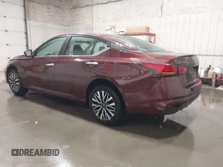 2025 Nissan Altima SV with VIN 1N4BL4DW8SN363079, listed as a IAAI auction lot 42058216 with 1,187 mi miles and . Bid and sale history available at DreamBid. Image 3.