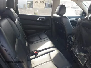 2019 Nissan Pathfinder S with VIN 5N1DR2MN6KC630742, listed as a IAAI auction lot 42081252 with 118,448 mi miles and . Bid and sale history available at DreamBid. Image 8.