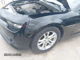 2014 Chevrolet Camaro LS с VIN 2G1FA1E3XE9208991, выставлен на аукционе IAAI как лот 42493419 с пробегом 107 104 миль миль и . История ставок и продаж доступна на DreamBid. Изображение 6.