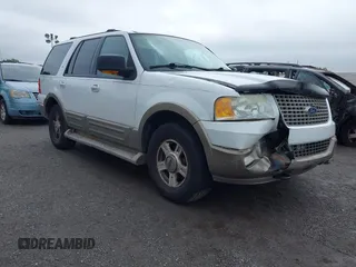 2004 Ford Expedition Eddie Bauer z VIN 1FMFU18L94LB16882, wystawiony jako IAAI lot #42271559 z przebiegiem 155 890 mil mil oraz . Historia ofert i sprzedaży dostępna na DreamBid. Obrazek 1.