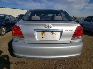 2003 Toyota ECHO z VIN JTDBT123X35040039, wystawiony jako Copart lot #68902344 z przebiegiem 175 489 mil mil oraz Szkoda całkowita • Salvage title. Historia ofert i sprzedaży dostępna na DreamBid. Obrazek 6.