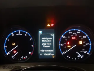 2017 Toyota RAV4 XLE with VIN 2T3RFREV3HW555319, listed as a IAAI auction lot 41946308 with 134,073 mi miles. Bid and sale history available at carsss.com. Image 7.