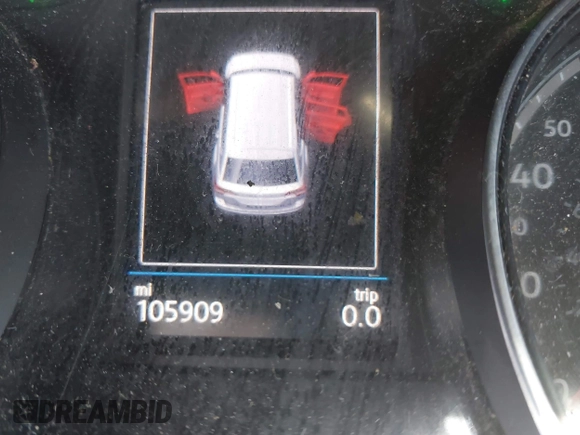 2018 Volkswagen Atlas SE with VIN 1V2KR2CA3JC504717, listed as a IAAI auction lot 42414174 with 105,909 mi miles and . Bid and sale history available at DreamBid. Image 15.