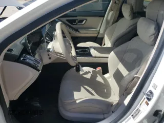2022 Mercedes-Benz S 500 with VIN W1K6G6DB6NA157723, listed as a Copart auction lot 48541805 with 27,198 mi miles and Salvage Title. Bid and sale history available at DreamBid. Image 7.