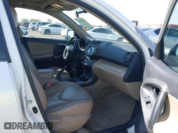 2010 Toyota RAV4 Limited z VIN 2T3YK4DV4AW008027, wystawiony jako IAAI lot #41738663 z przebiegiem 222 173 mil mil oraz . Historia ofert i sprzedaży dostępna na DreamBid. Obrazek 5.