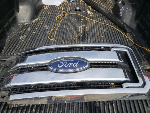 2016 Ford F-250 XLT z VIN 1FT7X2B67GEC09093, wystawiony jako Copart lot #61000935 z przebiegiem 193 934 mil mil oraz Szkoda całkowita • Salvage title. Historia ofert i sprzedaży dostępna na DreamBid. Obrazek 12.
