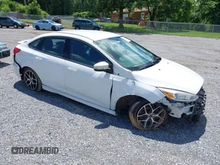 2015 Ford Focus SE with VIN 1FADP3F20FL346117, listed as a IAAI auction lot 42637481 with 70,220 mi miles and . Bid and sale history available at DreamBid. Image 1.