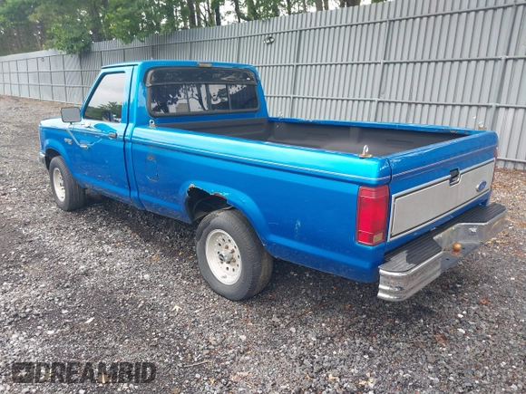 1990 Ford Ranger XLT with VIN 1FTCR10X1LUB39850, listed as a IAAI auction lot 42652695 with 71,872 mi miles and . Bid and sale history available at DreamBid. Image 3.