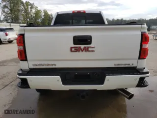 2015 GMC Sierra 2500HD Denali with VIN 1GT120EGXFF591111, listed as a Copart auction lot 74296454 with 92,693 mi miles and Salvage Title. Bid and sale history available at carsss.com. Image 6.