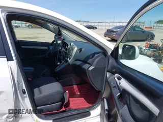 2009 Toyota Matrix with VIN 2T1KU40E39C091087, listed as a IAAI auction lot 42033558 with 338,496 mi miles. Bid and sale history available at carsss.com. Image 5.