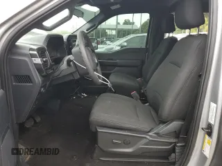 2022 Ford F-150 z VIN 1FTFW1P87NKE40612, wystawiony jako Copart lot #55481785 z przebiegiem 31 516 mil mil oraz Szkoda całkowita • Salvage title. Historia ofert i sprzedaży dostępna na DreamBid. Obrazek 7.